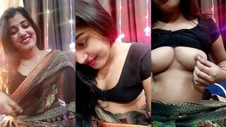 Indian Beautiful Saari Bhabhi Teasing on Live Streaming Desi MMS